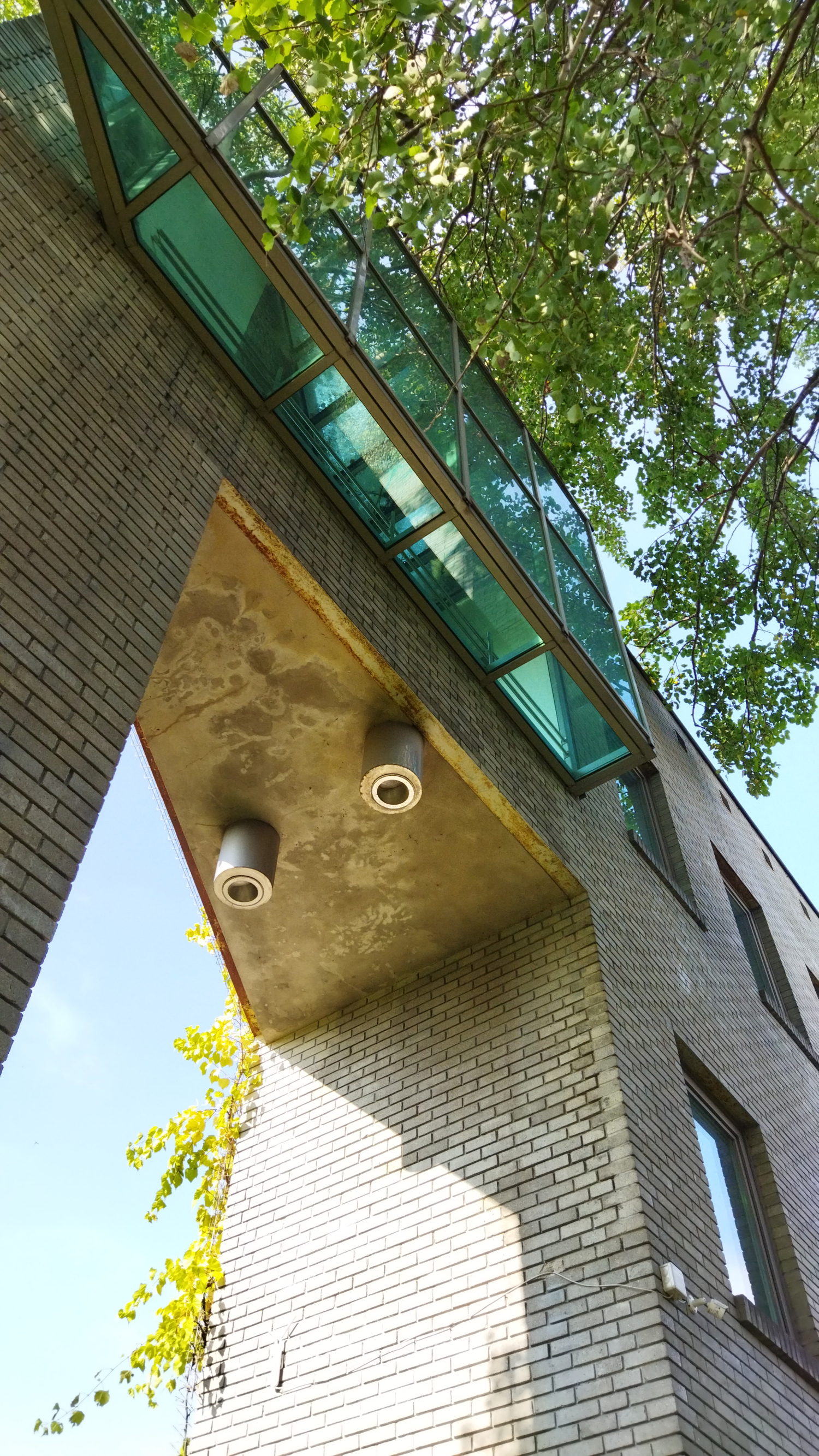 Zdjęcie architektury budynku Siedziba firmy Rodan